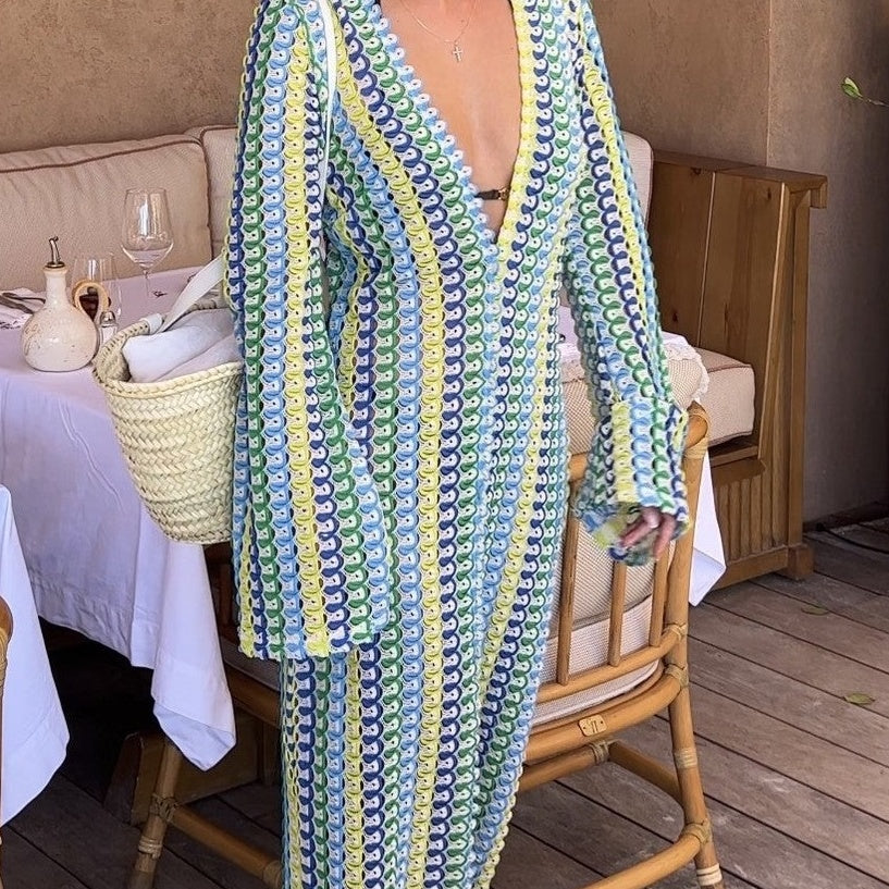 Rochie la modă cu decolteu adânc în V-9