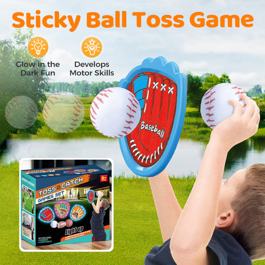 Παιδικό παιχνίδι με μια κολλώδη μπάλα που λάμπει - υπαίθρια διασκέδαση για την οικογένεια και το πάρτι