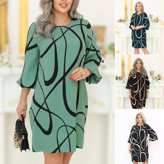 Šaty s okrúhlym výstrihom a 3/4 rukávmi s potlačou