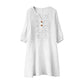 Rochie de damă din in, cu decolteu în V și broderie