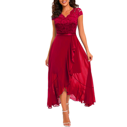 Rochie de seară elegantă din dantelă