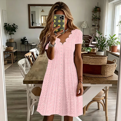 👗 👗Alegerea de Top - Rochie cu Decolteu în V și Broderii cu Margini Scallop – Ușoară și Romantică pentru Petreceri în Grădină sau Brunch 🌿