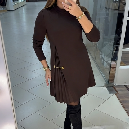 👗 Elegantes Langarm-Kleid mit Faltenpanel