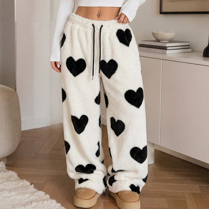 👖 Damen Plüschhose Herzprint weit